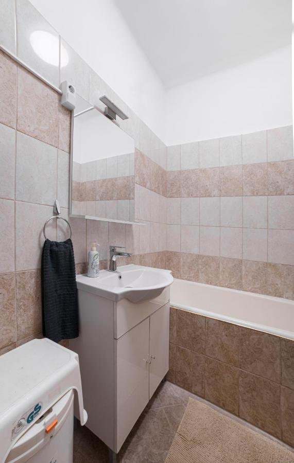 Koroesi Apartman Pécs Eksteriør billede